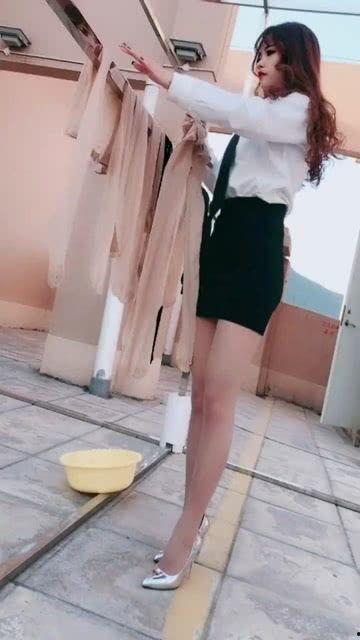 后干丝袜人妻,揭秘都市女性的时尚与情感变迁