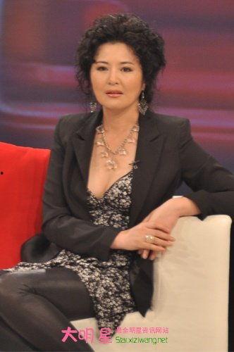 李琳个人资料老公是谁,揭秘与哪位才子共度美好时光