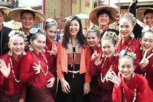 英拉回乡祭祖视频,深情缅怀与家乡情怀交织